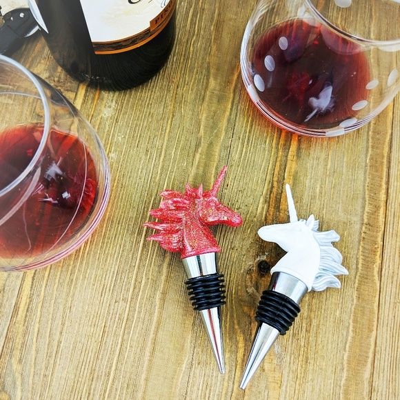 NIB 2 Handcrafted Unicorn Wine Stoppers - Picture 1 of 4